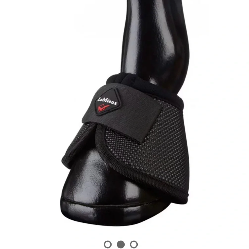 LeMieux Ballistic ProForm over reach bell boots - Picture 2 of 9